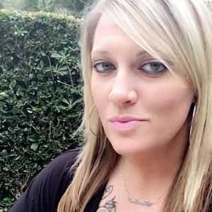 Meet your Posher, Angie